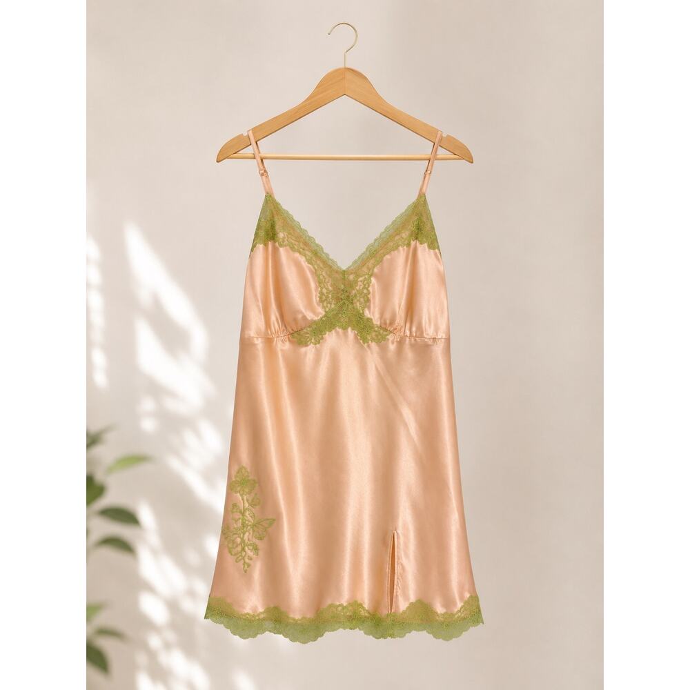 Gold Hawk Peach 100% Silk Two Tone Lace Camisole Top with Embroidered Butterfly